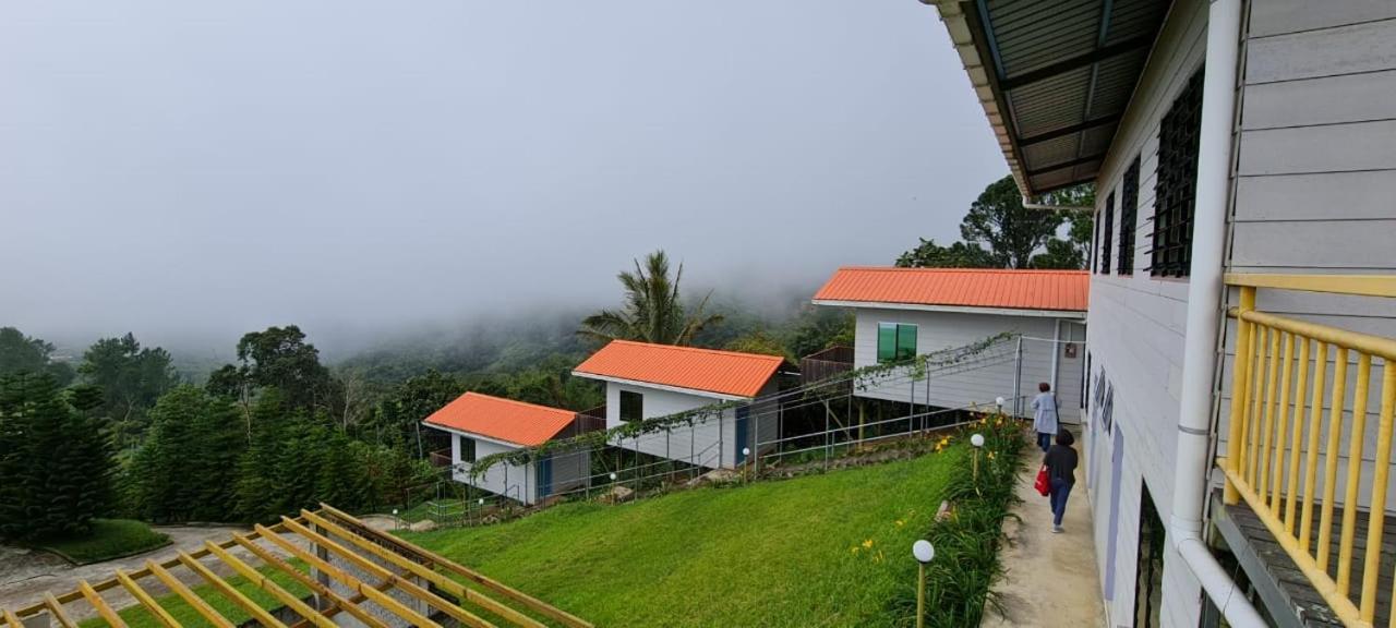 The Cloud Kinabalu- Chalet 拉瑙 外观 照片